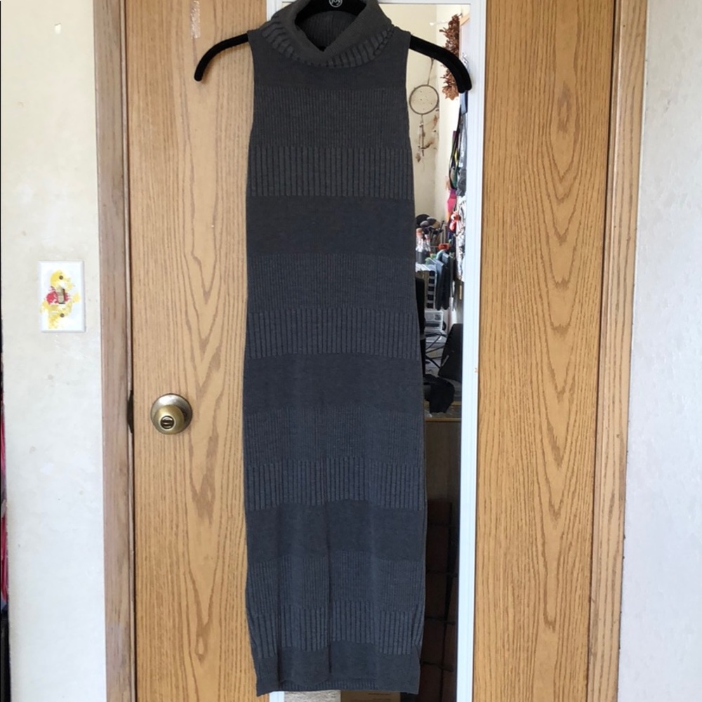SOLEMIO Grey Turtleneck Midi Sweater Dress